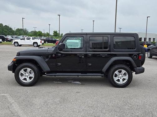 2022 Jeep Wrangler Unlimited Sport
