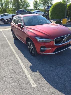 2022 Volvo XC60 B5 Inscription