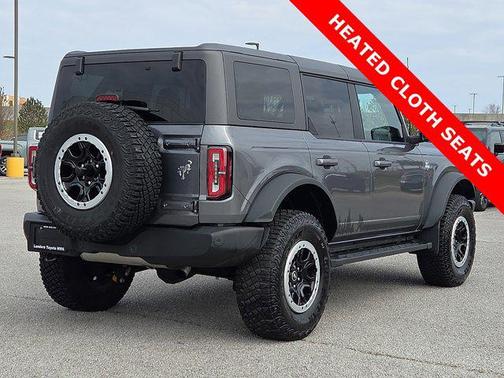Carbonized Gray Metallic 2023 Ford Bronco Outer Banks