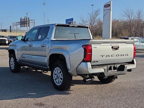 2025 Toyota Tacoma SR5