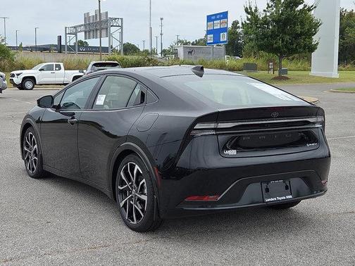 2025 Toyota Prius Plug-In Hybrid XSE Premium