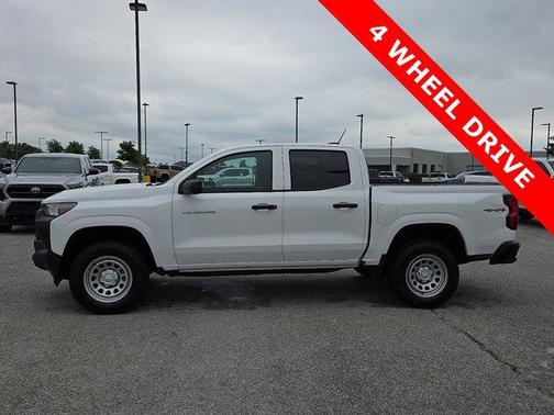 2024 Chevrolet Colorado WT