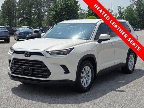 Coastal Cream 2024 Toyota Grand Highlander XLE