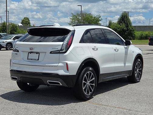 2024 Cadillac XT4 Sport