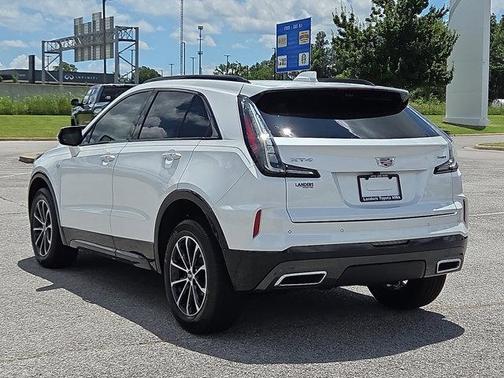 2024 Cadillac XT4 Sport