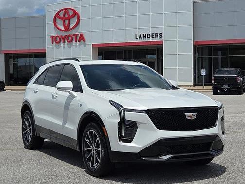 2024 Cadillac XT4 Sport