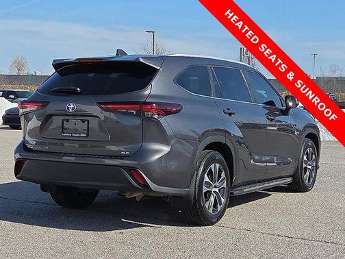 2025 Toyota Highlander XLE