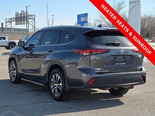 2025 Toyota Highlander XLE