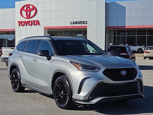 2023 Toyota Highlander XSE