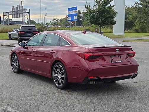 2019 Toyota Avalon XSE
