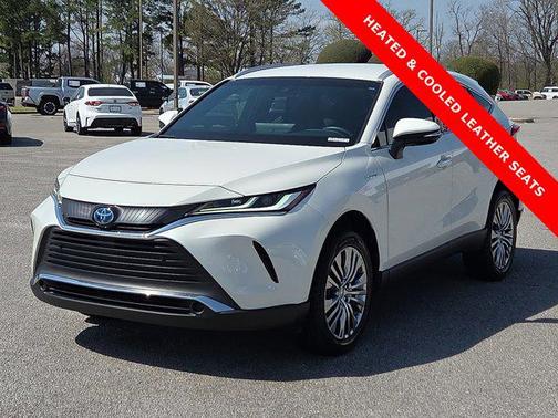 Blizzard Pearl 2021 Toyota Venza XLE