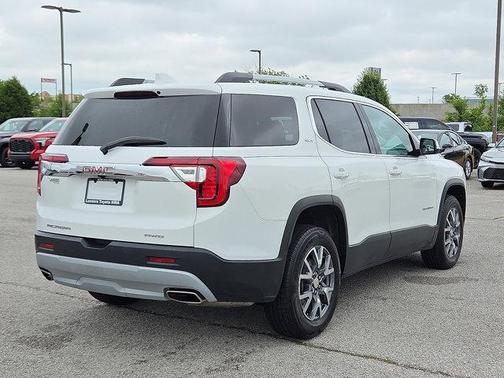 2023 GMC Acadia AWD SLT