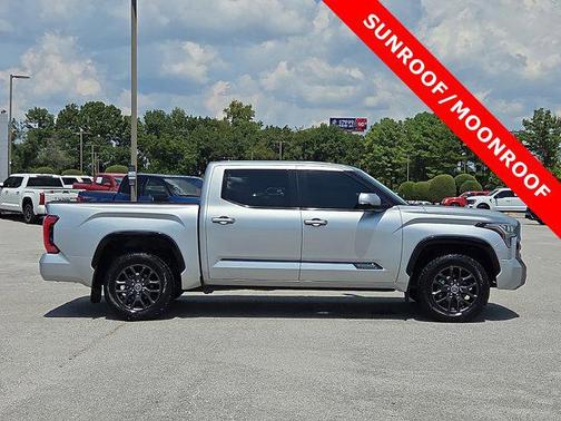2022 Toyota Tundra Platinum