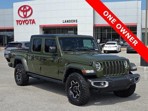 2022 Jeep Gladiator Sport S