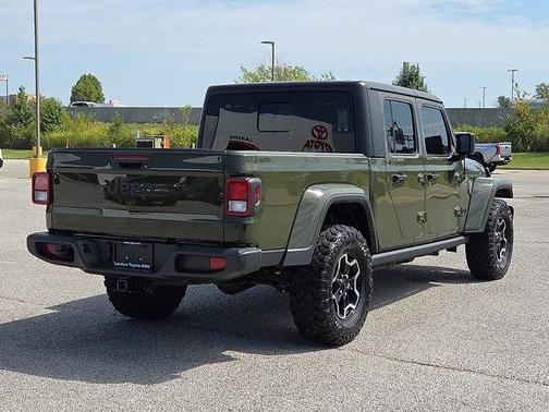 2022 Jeep Gladiator Sport S