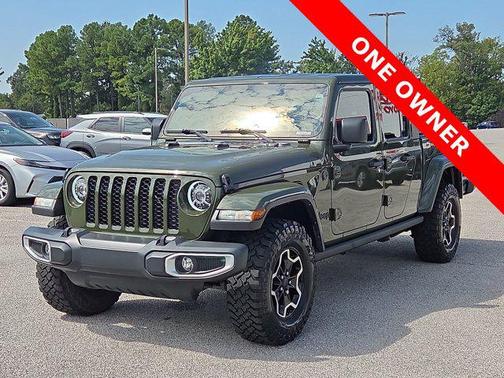 2022 Jeep Gladiator Sport S
