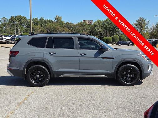 Pure Gray 2025 Volkswagen Atlas 2.0T Peak Edition