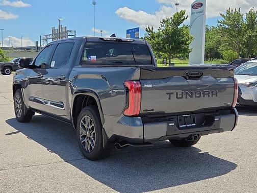 2025 Toyota Tundra Hybrid Platinum