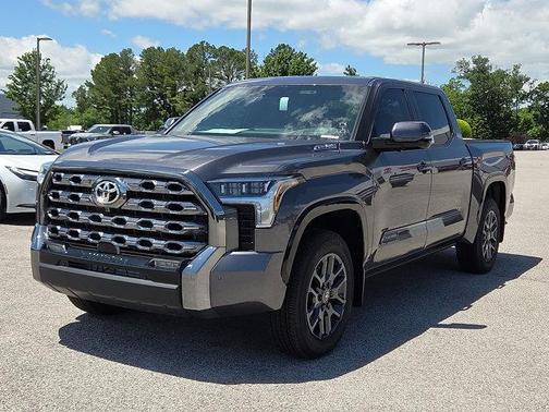 2025 Toyota Tundra Hybrid Platinum