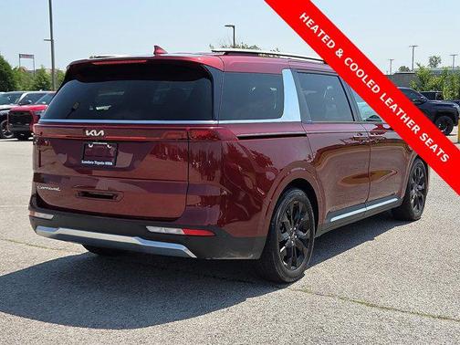 2022 Kia Carnival SX