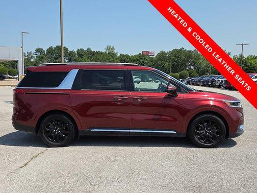 2022 Kia Carnival SX