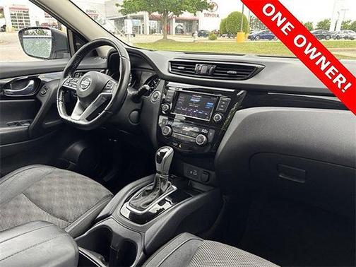 2021 Nissan Rogue Sport SV