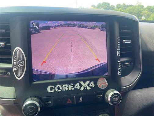 2020 RAM 2500 Tradesman Crew Cab 4X4 6'4' Box