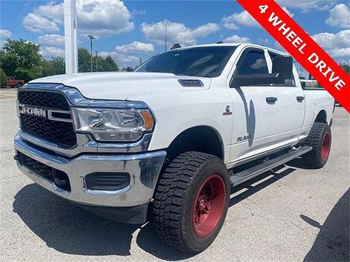2020 RAM 2500 Tradesman Crew Cab 4X4 6'4' Box