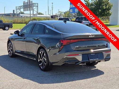 2025 Kia K5 EX