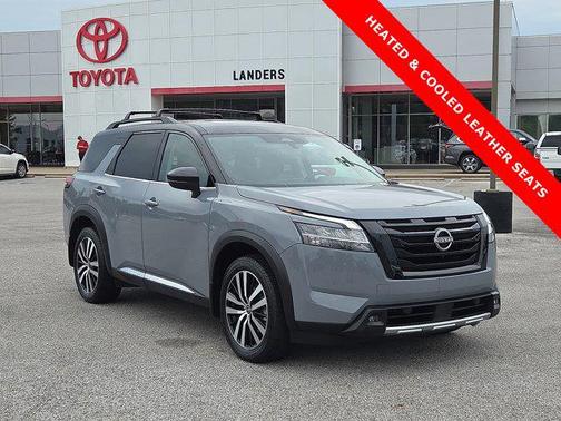2023 Nissan Pathfinder Platinum 4WD