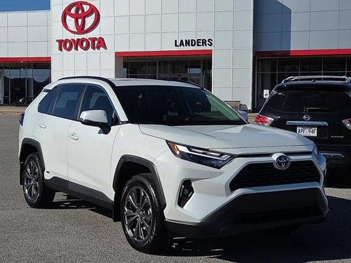 2024 Toyota RAV4 Hybrid XLE Premium