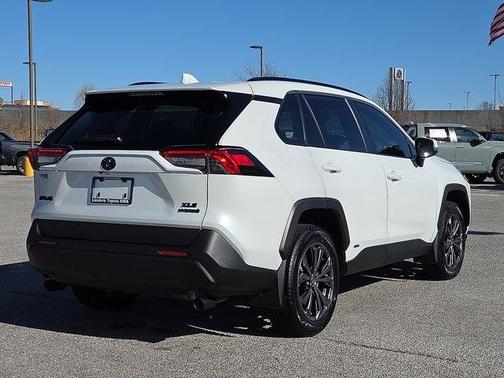 2024 Toyota RAV4 Hybrid XLE Premium