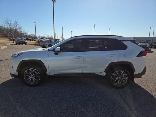 2024 Toyota RAV4 Hybrid XLE Premium