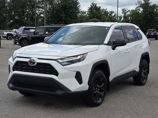 Ice Cap 2023 Toyota RAV4 LE