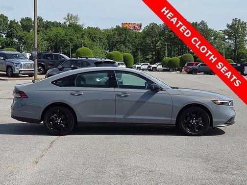 Urban Gray Pearl 2025 Honda Accord SE