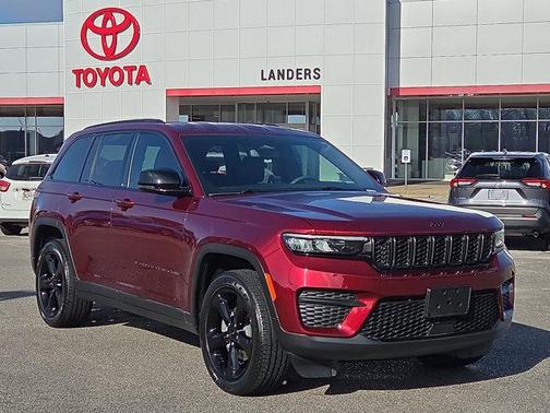 2023 Jeep Grand Cherokee Altitude