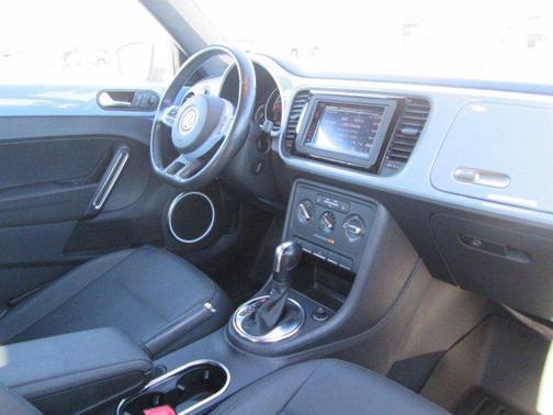 2014 Volkswagen Beetle 2.5L