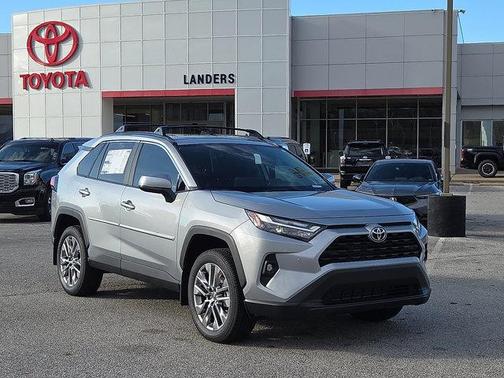 2025 Toyota RAV4 XLE Premium