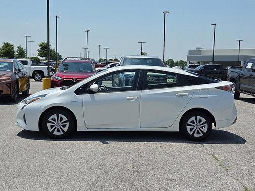 2016 Toyota Prius Four