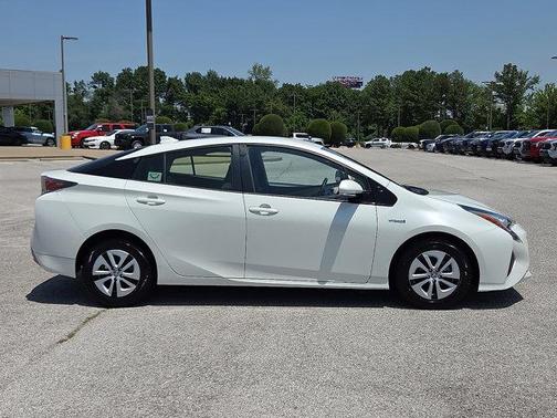 2016 Toyota Prius Four