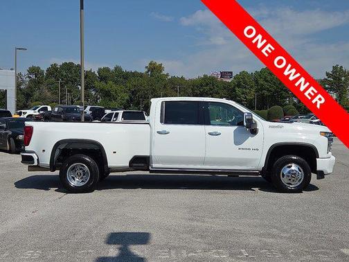 2022 Chevrolet Silverado 3500 High Country