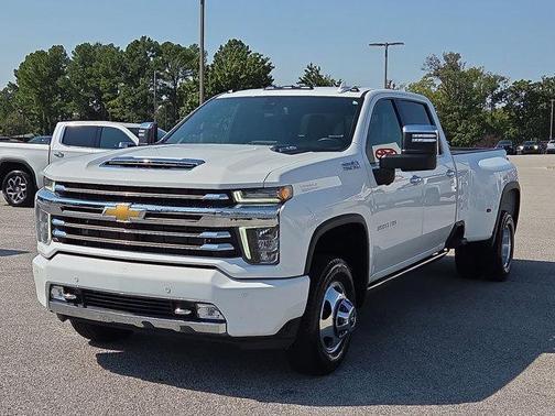 2022 Chevrolet Silverado 3500 High Country