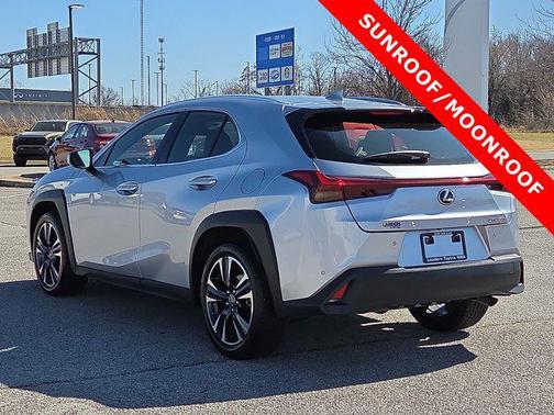 2023 Lexus UX 250h Base