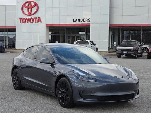 2023 Tesla Model 3 Standard Range