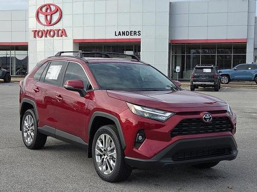 2025 Toyota RAV4 XLE Premium