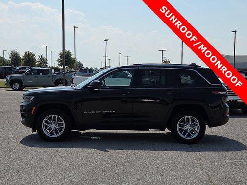 2024 Jeep Grand Cherokee Laredo