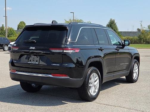 2024 Jeep Grand Cherokee Laredo