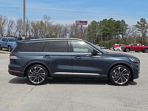 Flight Blue Metallic Clearcoat 2023 Lincoln Aviator Reserve