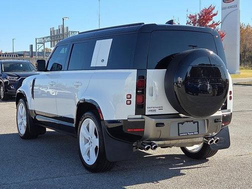 2023 Land Rover Defender 110 X-Dynamic SE