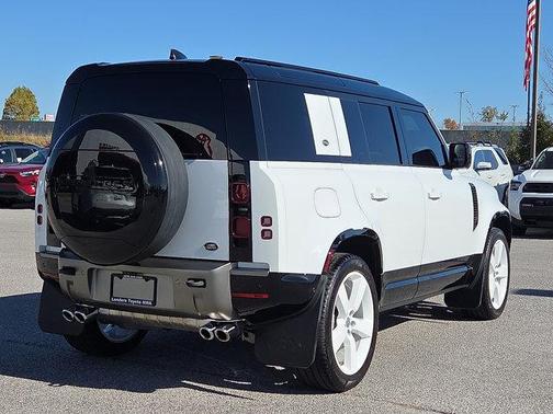 2023 Land Rover Defender 110 X-Dynamic SE